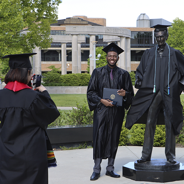 UIS Holds 50th Commencement In A Hybrid Format Due To COVID-19 Pandemic ...